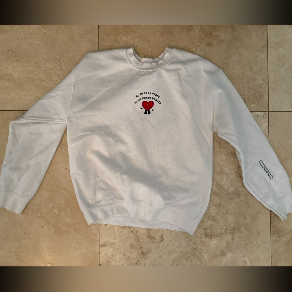 Bad Bunny Merch Si tú me lo pides yo me porto bonito hoodie